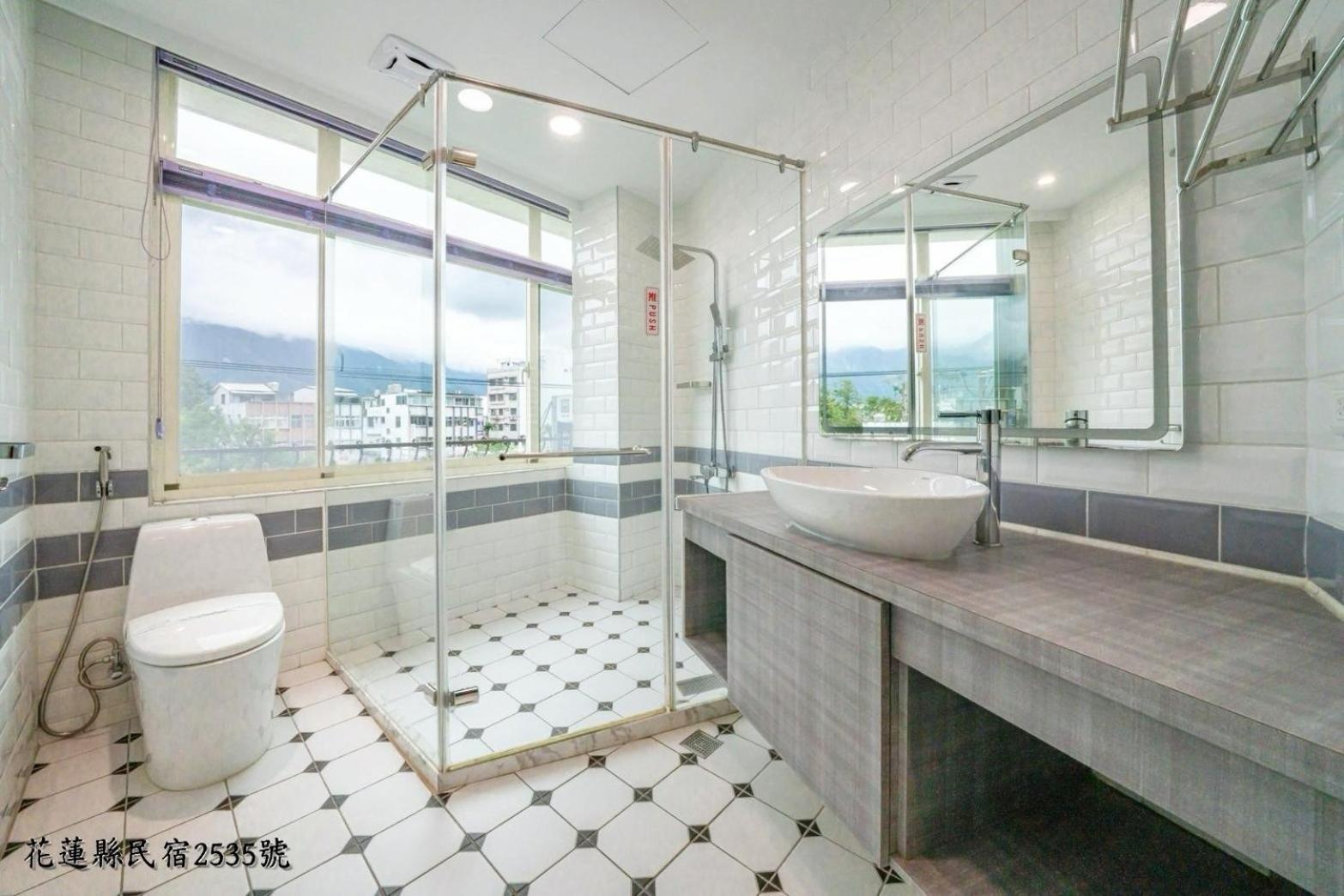 Go Around House Apartment เมืองฮวาเหลียน ภายนอก รูปภาพ